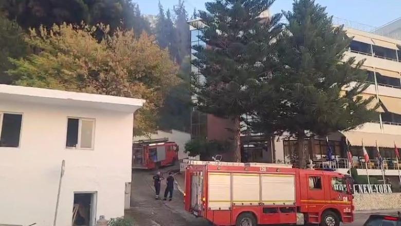 Sërish zjarr pranë hotel New York në Vlorë, forcat zjarrfikëse në ‘luftë’ me flakët (VIDEO)