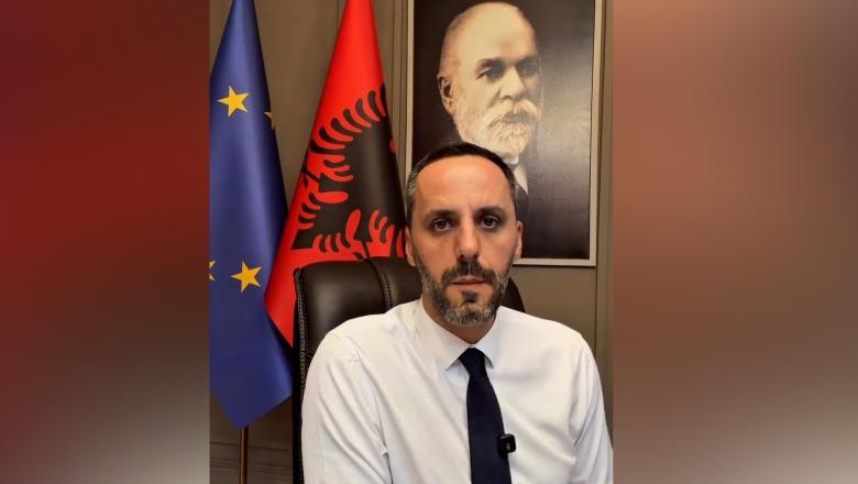 Aplikimet në Akademinë e Sigurisë, Lamallari firmos urdhrin që rishikon kufirin e moshës për pranimin në Polici! Zgjerohen mundësitë për disa kategori