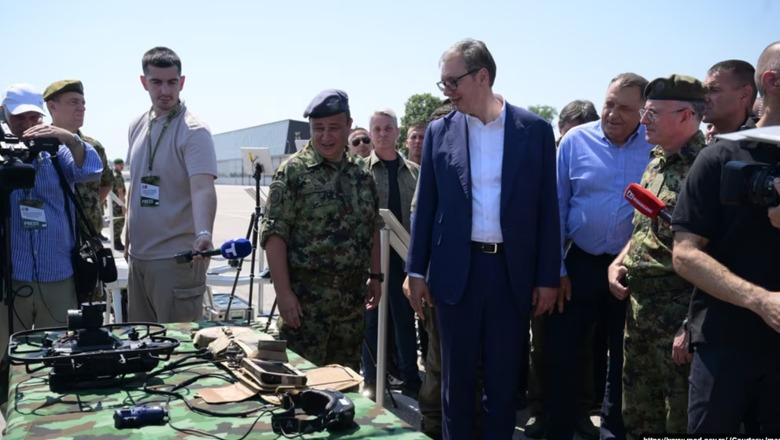 Kompania izraelite dhe Serbia planifikojnë prodhimin e dronëve që ‘ndjekin dhe zgjedhin objektiva’