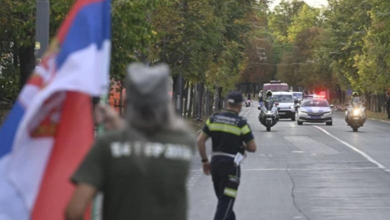 Ratko Mlladiç kthehet në Serbi pas vdekjes, arkivoli mbulohet me flamuj, serbët dalin në rrugë për homazhe! Ja kur do të varroset