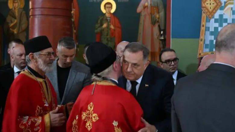 Serbia injoron kritikat e BE-së, 3 ministra dhe Milorad Dodik marrin pjesë në varrimin e Ratko Mlladiçit