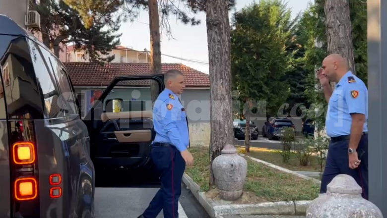 Pas Shkodrës, Kryepolici Hita takim me policinë e Korçës! Siguria dhe parandalimi i shpërndarjes së lëndëve narkotike në shkolla në fokus