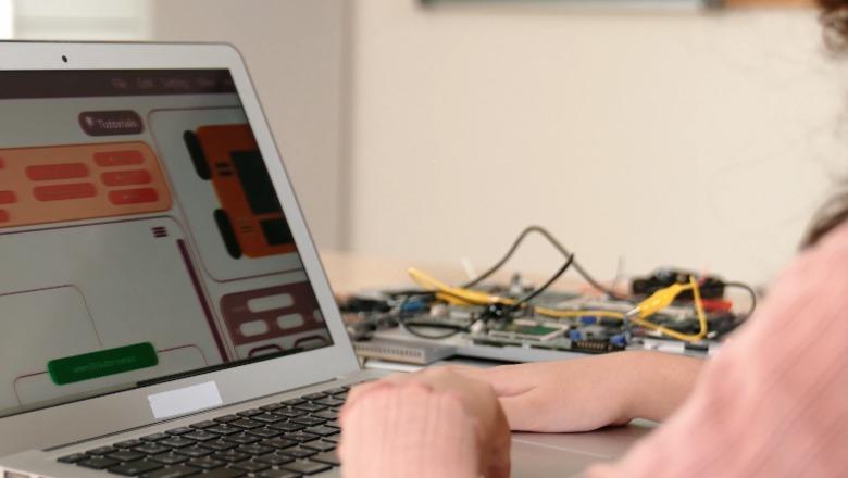 Del udhëzimi/ Inteligjenca artificiale në klasa, nxënësit dhe mësuesit mund të përdorin ChatGPT! Sfidë shmangia e kopjimit dhe dezinformimi