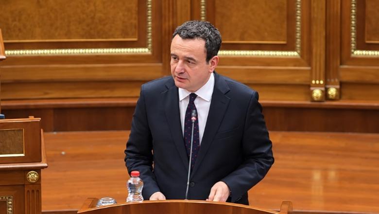 Mesazhi për Thaçin, Veselin, Selimin e Krasniqin, Kurti nga foltorja e Kuvendit: Asnjë gjykatë s'mund ta njollosë UÇK-në