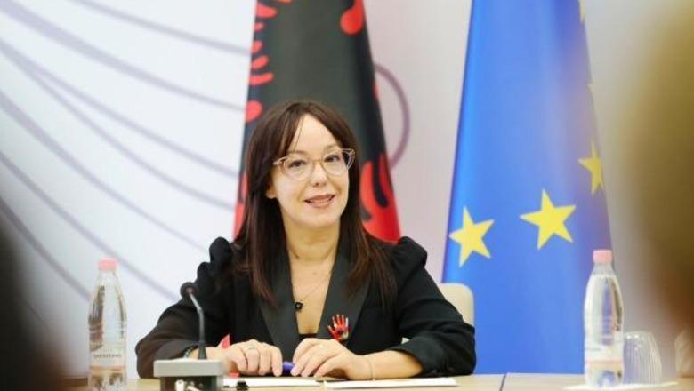Spahiu mbledh drejtuesit e shëndetësisë dhe kërkon angazhim të përditshëm në terren: Kujdesi shëndetësor nis duke dëgjuar qytetarët