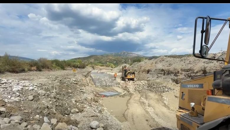 Nisin punimet për ndërtimin e bupassit të Elbasanit, ministri Karakaçi: Autostradë e kategorisë A, do i japë zgjidhje të qëndrueshme problematikës së trafikut në zonë
