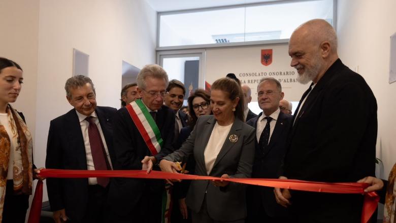 Shqipëria hap Konsullatë Nderi në Napoli, Rama: Italia është alter egoja jonë europiane, ne jemi napolitanët e anës tjetër të detit