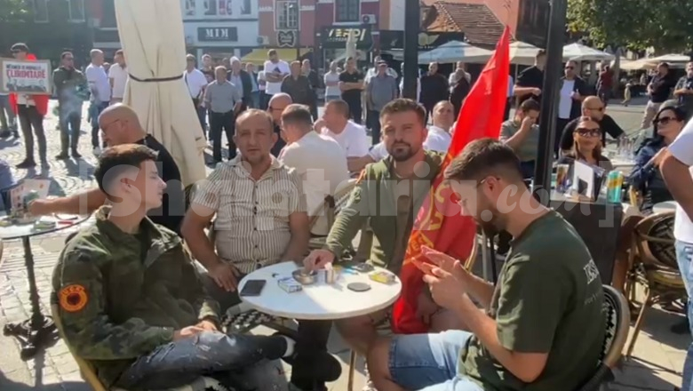 Prizreni në pritje të vendimit të Hagës, qyteti ‘vishet’ me flamujt e UÇK-së