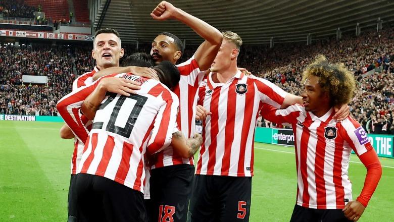 Europa League/ Luhen 9 sfidat e para, fitojnë Sunderland e Leverkusen! Qipriotët e Omonias befasojnë spanjollët (VIDEO)