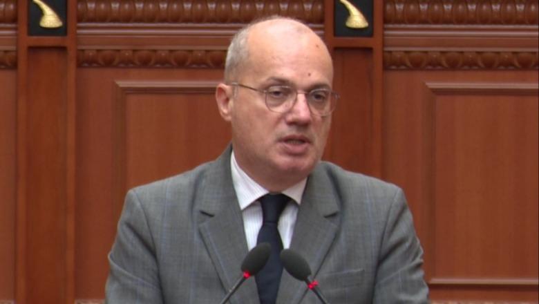  Igli Hasani: Me deklaratën e thamë qartë që do qëndrojmë pranë Kosovës dhe shpresojmë që drejtësia të mbajë rrugën e saj