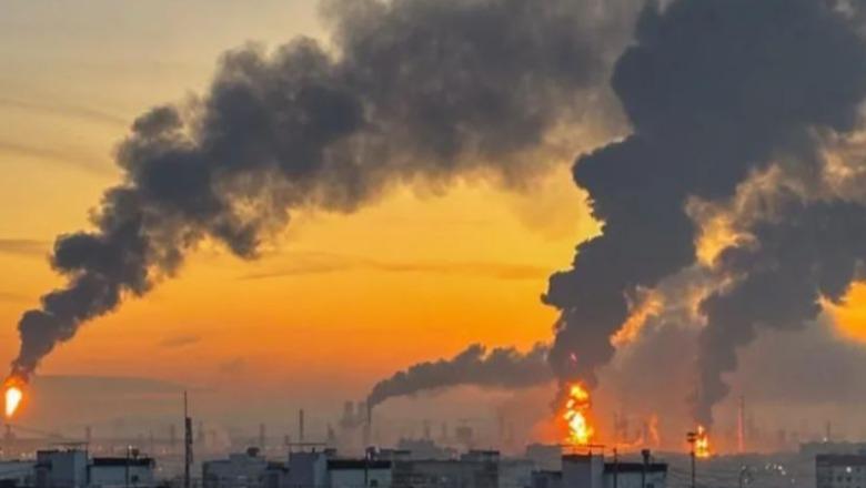 Sulm masiv me dronë ukrainas në Rusi, 2 të vdekur, goditet një rafineri nafte! Kryebashkiaku i Moskës: Synojnë të pengojnë zgjedhjet