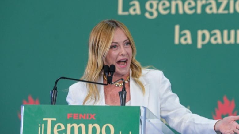 'Fëmijët italianë nuk duhet të ndihen pakicë në klasat e tyre' Meloni paralajmëron rregulla të reja për shkollat në Itali: Kufi për numrin e nxënësive të huaj dhe ndalim të burkës 