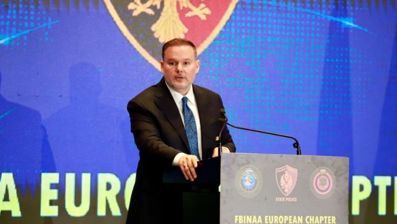 Konferenca e Shoqatës së FBI në Tiranë, Demo: Prioritet rritja e kapaciteteve dhe dixhitalizimi i policisë! Olsian Çela: Strategji të reja për të luftuar krimin
