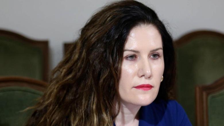 GJKKO kërkoi arrest shtëpie për Vlora Hysenin, opozita thirrje Begajt: Të mblidhet menjëherë Këshilli i Sigurisë Kombëtare