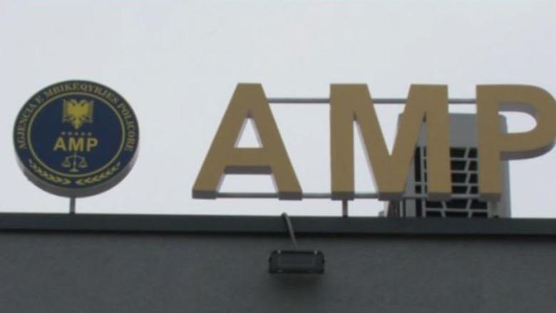 AMP arreston oficerin e Policisë në Klos, dyshohet se ushtroi dhunë ndaj një vajze dhe vëllait të mitur të saj