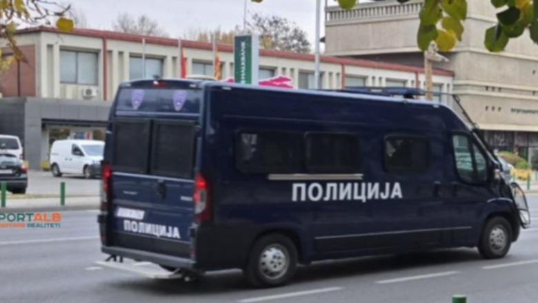 Kontrabanda e cigareve në Maqedoninë e Veriut, 13 të ndaluar mes tyre policë e doganierë, i shkaktuan shtetit 6 milionë euro dëm
