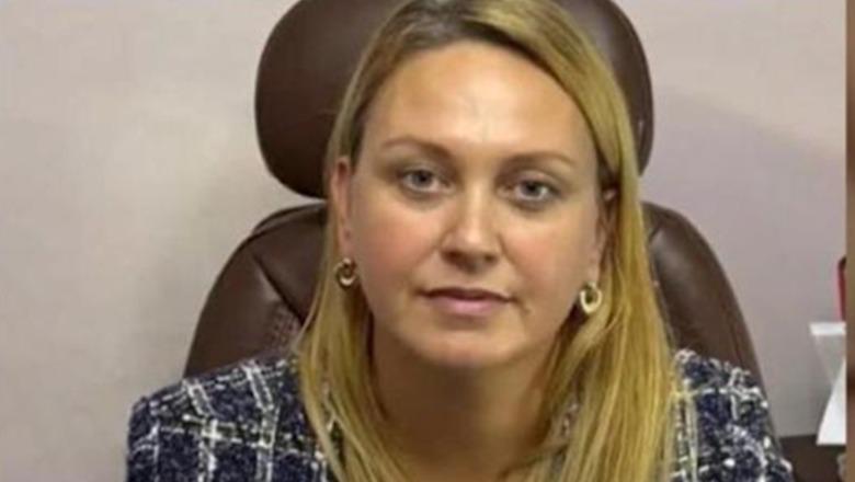 Ish-drejtoresha vidhte para me thasë të zinj nga Posta e Durrësit, Gjykata e Durrësit zbut masën e sigurisë! E lë në arrsest 'shtëpie'