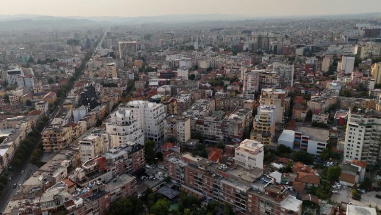 Kush po investon në Shqipëri? 328 mln € nga burime ‘konfidencial’! BSH: 50% e parave të huaja shkon në pasuri të patundshme