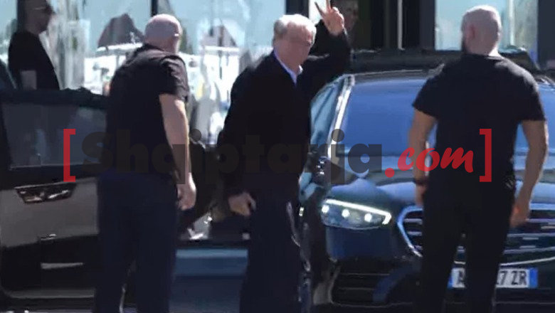 ‘Xing’ në Rinas! Rama vjen nga SHBA, Berisha për Strasburg!  Mesazhi për ‘SHISH’? Opozita njëzëri: Kryeministri të dorëhiqet