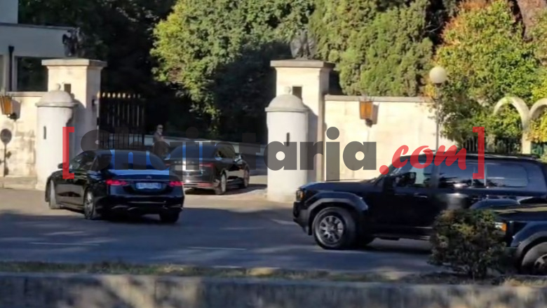 Mbledhja e Këshillit të Sigurisë Kombëtare. Kryeministri Edi Rama mbërrin në Pallatin e Brigadave