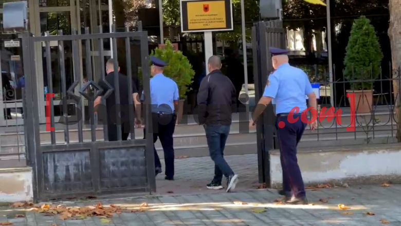 Korçë/ Vrasja e Egli Progës, të akuzuarit kërkojnë gjykim të shkurtuar! Seanca shtyhet për në tetor (VIDEO)