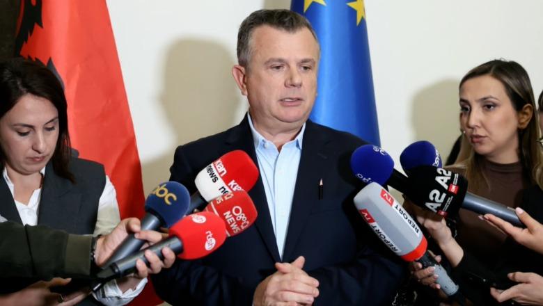 Arresti ndaj ish-kreut të SHISH, Balla: PS nuk bën avokatin e askujt! Ata që fërkojnë duart nga sukseset e SPAK, sulmojnë prokurorët me ‘libër shpie’