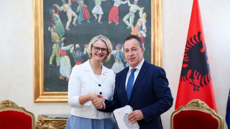 Gjermanët në Tiranë për turizmin, Peleshi pret delegacionin e Bundestagut: Të zgjerojmë bashkëpunimin