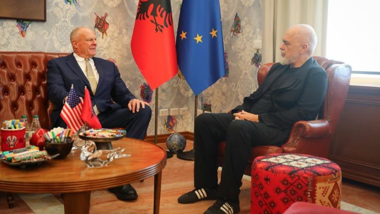 Ambasadori Eric Wendt pas takimit me Ramën: Partneriteti i fortë matet nga ajo që dy kombe arrijnë së bashku