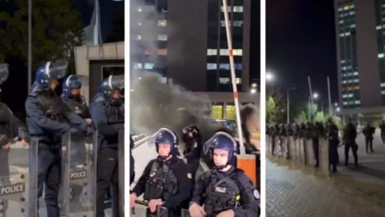 Nata e 17-të e protestave në Prishtinë, qytetarët marshojnë drejt Ministrisë së Drejtësisë: Donikë, procedo ligjin!
