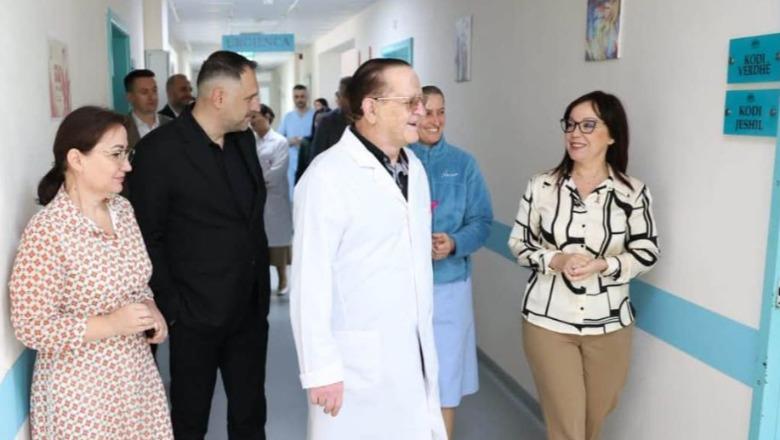 Ministri Nufi, vizitë në spitalin e Mirditës: Do të shndërrohet në polin e veriut për traumat