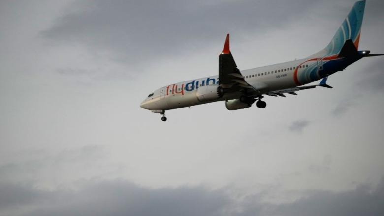 Minuta pas minute/ Çfarë ndodhi në fluturimin e FlyDubai, oficeri i parë kërkon të falë Namazin! Më pas sulmi me sëpatë, fikja e motorëve dhe ‘zhytja’ me 970 kilometra në orë