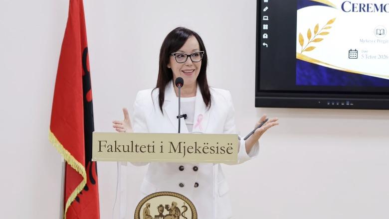 Viti i ri akademik, ministrja Spahiu nga Universiteti i Mjekësisë: Përdorni dijen, përqafoni teknologjinë, por mos e humbni kurrë humanizmin (VIDEO)