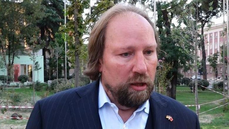 Ardit Rada: Miku gjerman që erdhi t’u diktonte shqiptarëve demokracinë tjetër