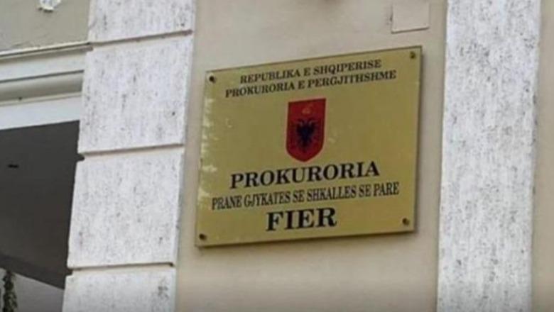Hapën pikë këmbimi valutor pa licencë/ Prokuroria Fier cakton arrest shtëpie për 11 persona! Për 3 të tjerë ‘ndalim i daljes jashtë shtetit’
