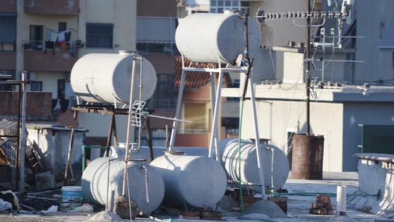Zhbllokohen aplikimet për fondin e komunitetit në kryeqytet, Bashkia Tiranë: Rimbursojmë edhe zëvendësimin e depozitave të ujit në një të përbashkët për gjithë pallatin