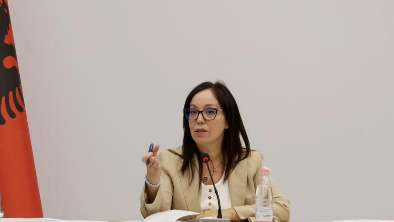 Spahiu me prindërit e fëmijëve me spektër të autizmit: Vijojmë punën për shërbime më të mira! Mbështetje edhe për familjet