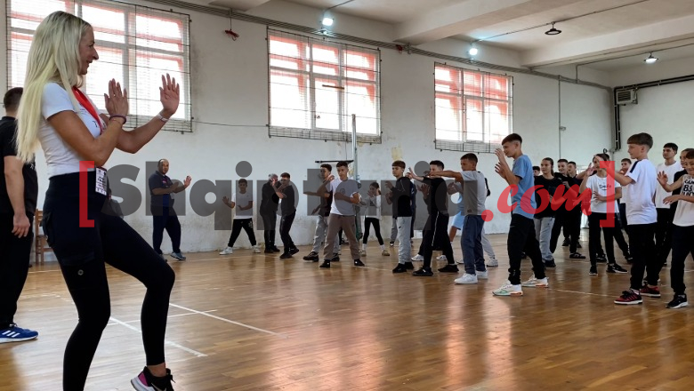 Sport, disiplinë dhe motivim, dhjetëra të rinj garojnë në aktivitetin e Kung Fu-së në Kukës