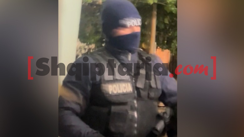 Të armatosur dhe të maskuar si policë, Report Tv siguron foton e autorëve që grabitën banesën në Elbasan