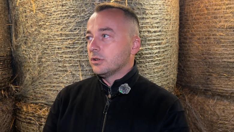 Fishta e Lezhës çel sezonin e netëve artistike me 'Hambar Teatrin', turistët befasohen nga atmosfera: Po e shijojmë në maksimum!