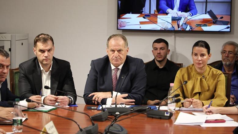 Ndërtimet pa leje, shteti do të përfundojë objektet e konfiskuara dhe do t’ua dorëzojë qytetarëve që kanë paguar
