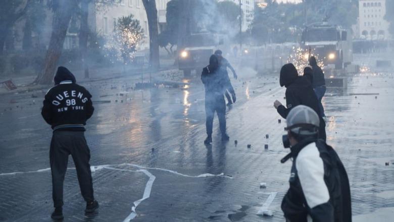 A flasim një herë të vetme troç, dreqi ta hajë!
