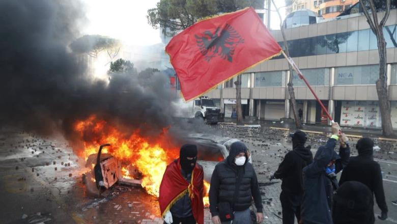 Protestat, Salianji akuza Ramës: Përgjegjësi i përplasjeve së protestuesve me policinë, i kundërvuri! Jep dorëheqjen!