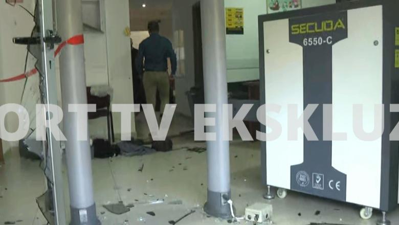 Shkatërrim e xhama të thyer, pamjet nga brenda Gjykatës së Apelit pas sulmit nga të rinjtë e maskuar! Punonjësit ishin brenda ambienteve (VIDEO)