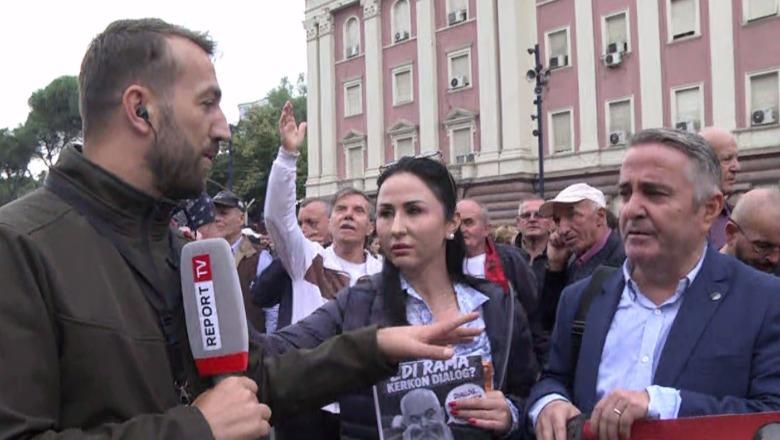 I drejtoi mikrofonin për pyetje, kreu i sindikatës së Universiteteve sulmon në mënyrë të pakuptimtë Report Tv dhe gazetarin Isa Myzyraj