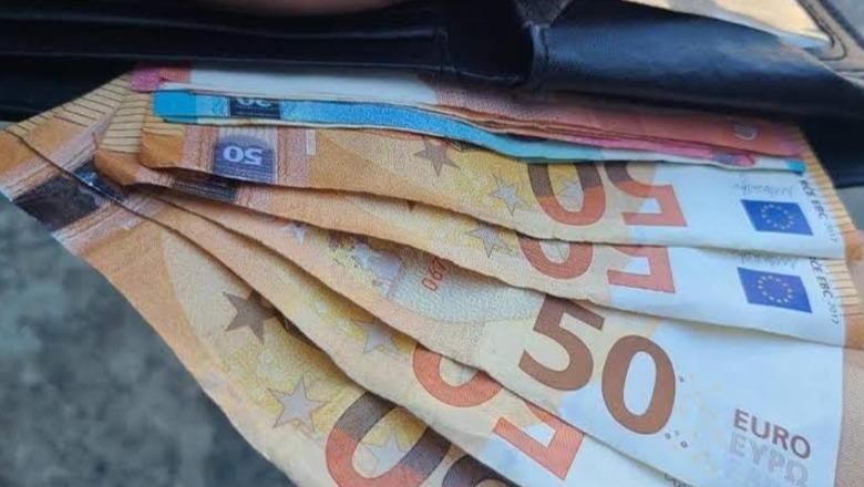 Nuk ndalet rënia e Euros, arrin minimumin e ri historik pranë 90.74 lekëve
