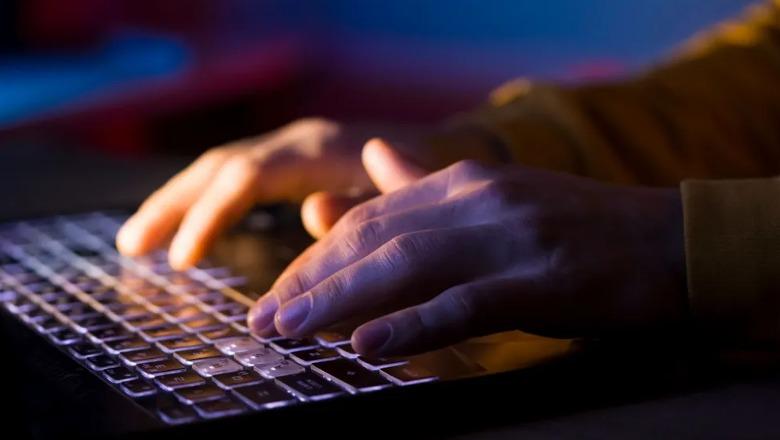 Alarm për sigurinë kibernetike, mbyllen përkohësisht disa faqe online në të gjithë Evropën