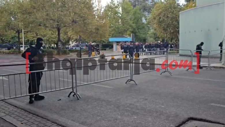 U shty nga protestat e dhunshme, Kuvendi mblidhet sot në 10:00, policia vendos kordon sigurie! PD interpelancë me ministrin e Brendshëm Ervin Demo (Rendi i ditës)