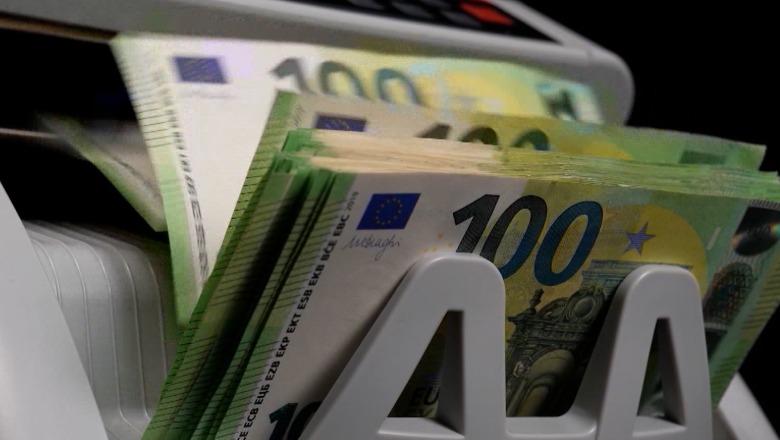 Raporti/ Doganat në 9 muaj humbën 63.4 milionë euro nga kursi i këmbimit, çmimi i lartë i karburantit rriti të ardhurat doganore