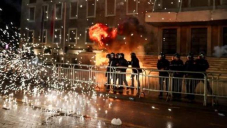 Thirrje për dhunë gjatë protestave, 17 persona nën hetim! Njëri kërkonte para në 'GoFundMe', një tjetër ofronte shpërblime për sulme ndaj deputetëve dhe ministrave
