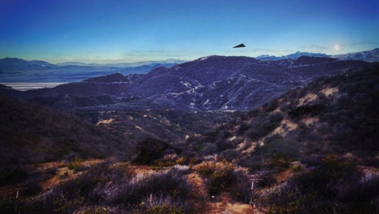 Mister i ri në dosjet e UFO-ve, ‘trekëndësha të zinj’ në perëndim të SHBA-ve! Raporti: Dukej si dron, fluturonte me shpejtësi 2.900 km/orë